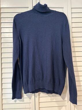 14th & Union Navy Blue Turtleneck Sweater Size Medium